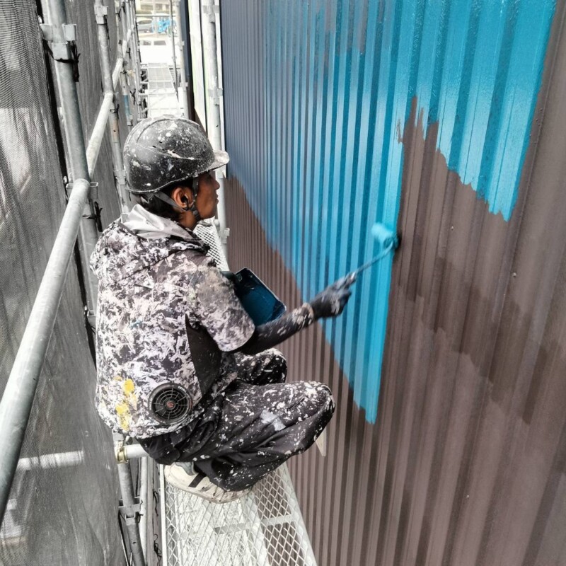 きれいな外壁に仕上げるために！養生から中塗りまでの大切な工程