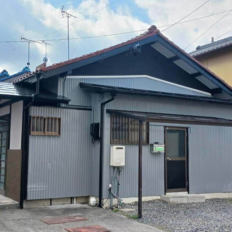 色でここまで変わる外観